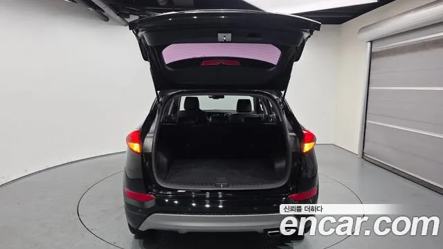 Hyundai Tucson 2017 — фото 20
