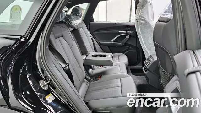 Audi Q5 2025 — фото 12
