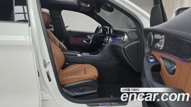 Mercedes-Benz GLC-Class 2022 — фото 11