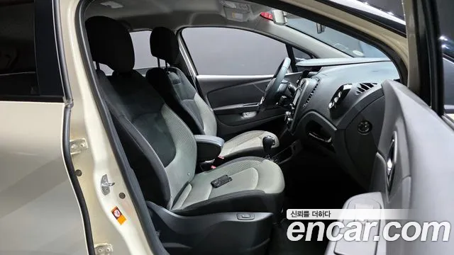 Renault-KoreaSamsung QM3 2014 — фото 10