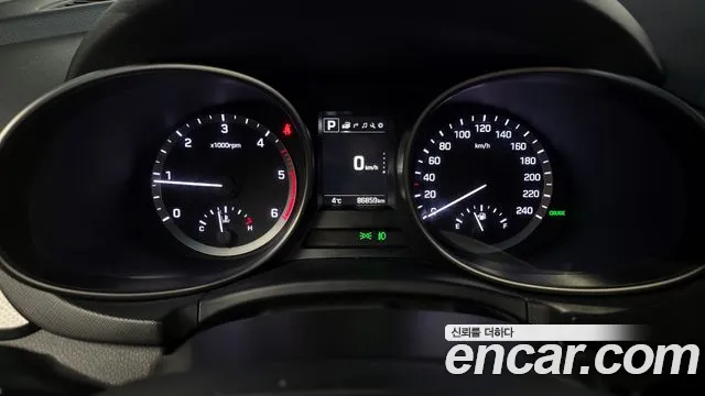 Hyundai Santafe 2018 — фото 8