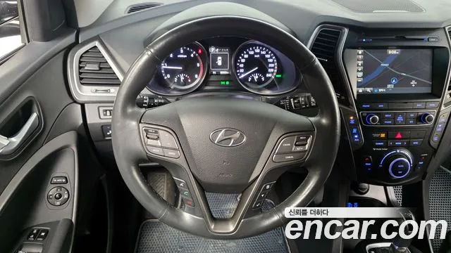 Hyundai Santafe 2018 — фото 13