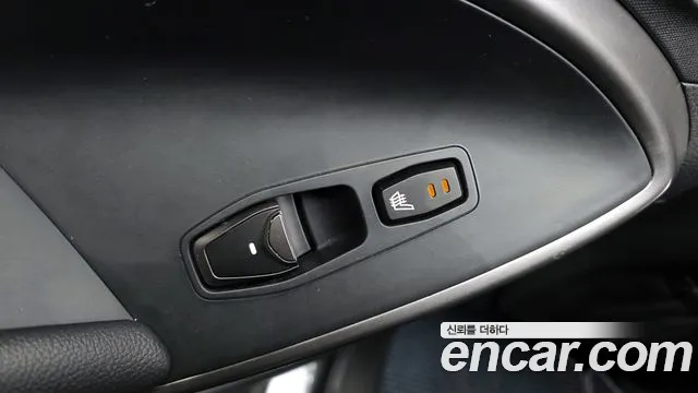Hyundai Santafe 2018 — фото 18