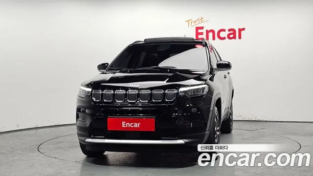 Jeep Compass 2022 — фото 3