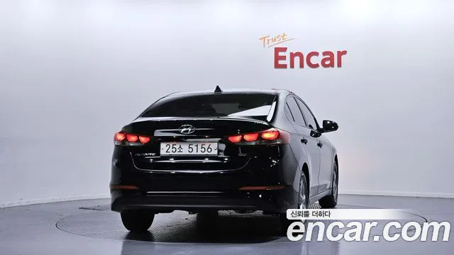 Hyundai AVANTE 2016 — фото 4