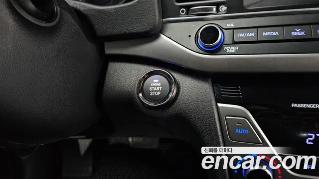 Hyundai AVANTE 2016 — фото 20