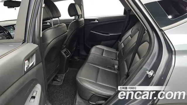 Hyundai Tucson 2016 — фото 11