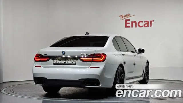 BMW 7-Series 2018 — фото 2