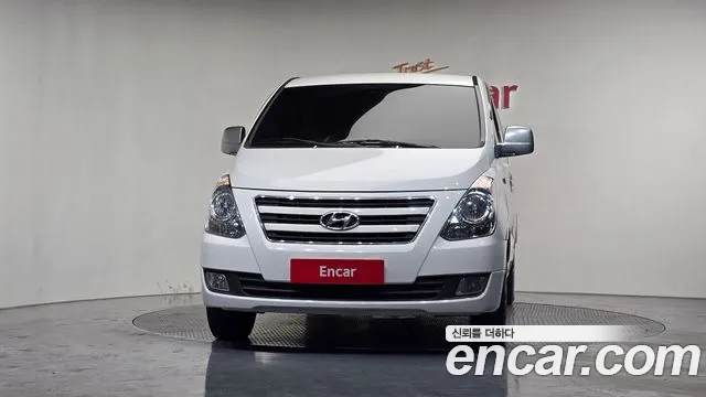 Hyundai Starex 2017 — фото 3