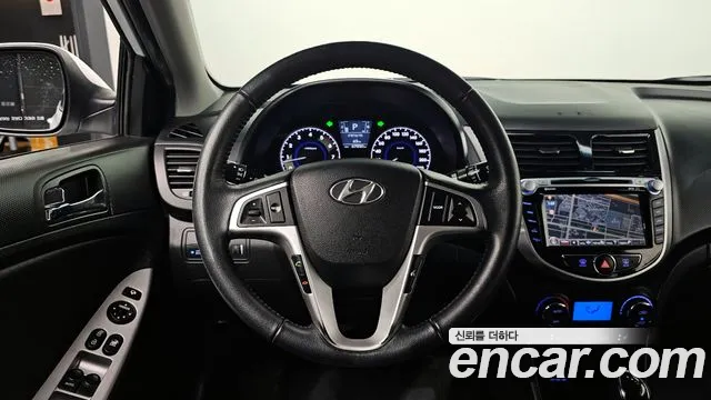 Hyundai Accent 2012 — фото 12