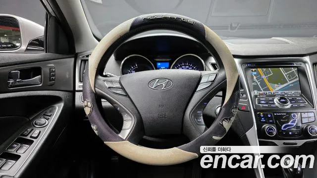 Hyundai Sonata 2012 — фото 13