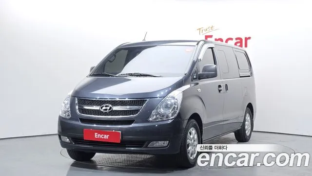 Hyundai Starex 2015 — фото 1