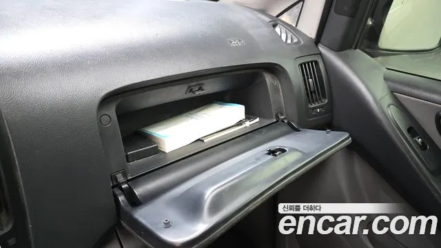 Hyundai Starex 2015 — фото 17