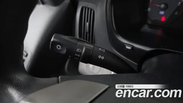 Hyundai Starex 2015 — фото 19