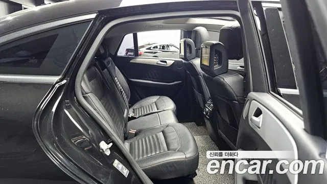 Mercedes-Benz GLE-Class 2017 — фото 11