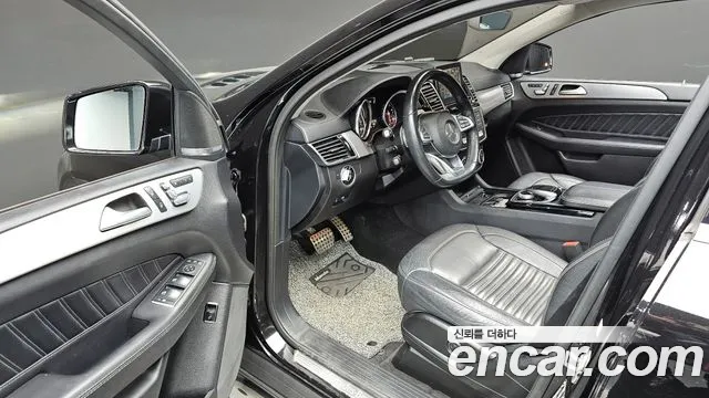 Mercedes-Benz GLE-Class 2017 — фото 12