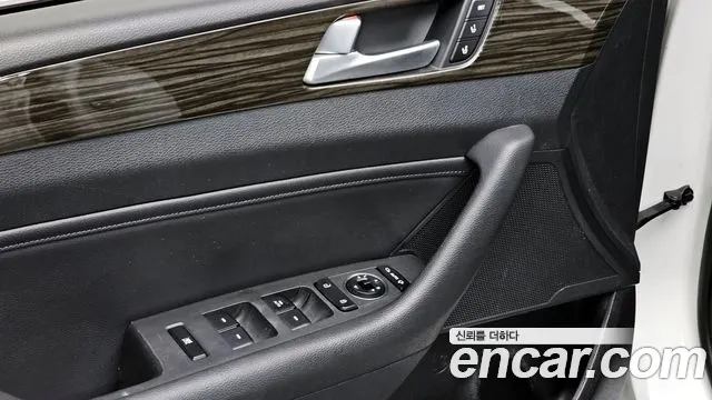 Hyundai Sonata 2015 — фото 18