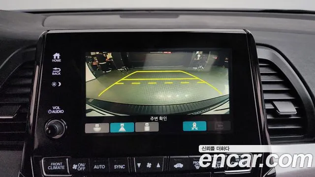 Honda Odyssey 2018 — фото 15