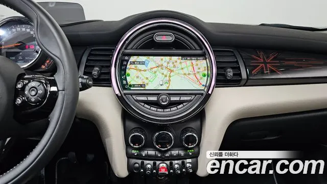 Mini Cooper 2020 — фото 14