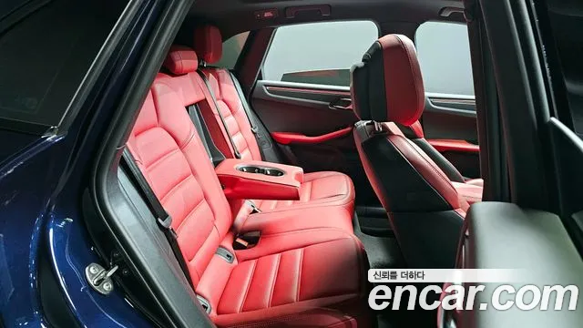 Porsche Macan 2021 — фото 12