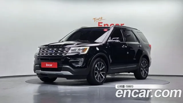 Ford Explorer 2016 — фото 1