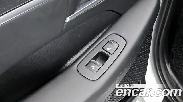 Hyundai Sonata 2020 — фото 19