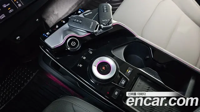 Kia EV6 2022 — фото 9