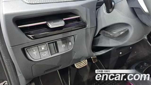 Kia EV6 2022 — фото 12