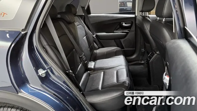 Kia Niro 2020 — фото 12