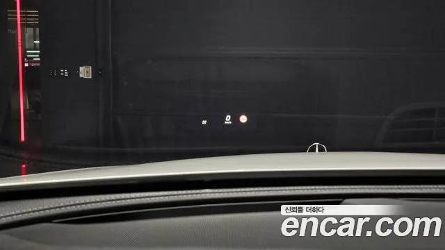 Mercedes-Benz E-Class 2017 — фото 18