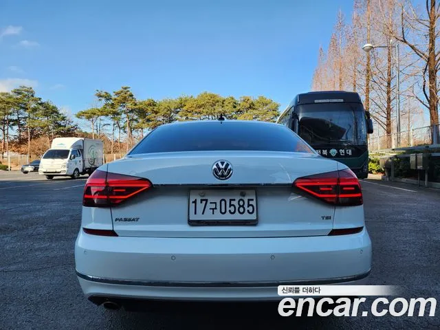 Volkswagen Passat 2018 — фото 4