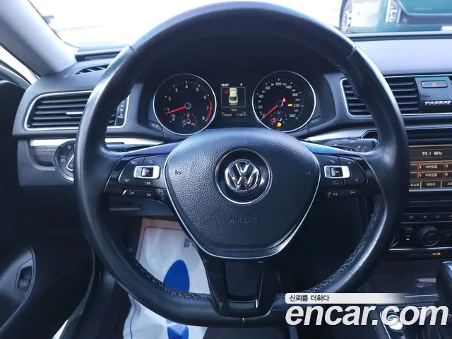 Volkswagen Passat 2018 — фото 17
