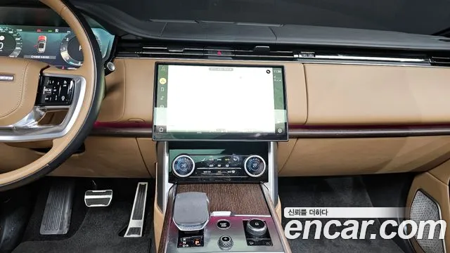 Land Rover Range Rover 2023 — фото 19