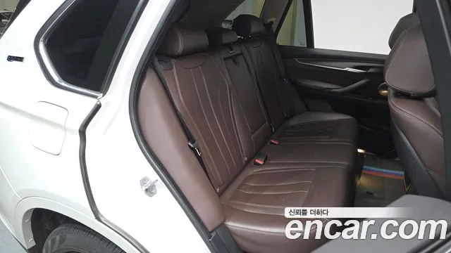 BMW X5 2018 — фото 10