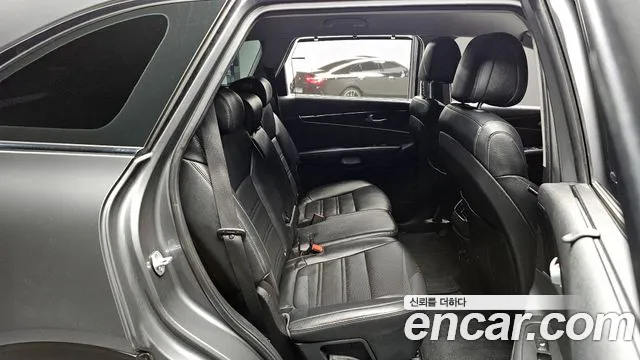 Kia Sorento 2015 — фото 11