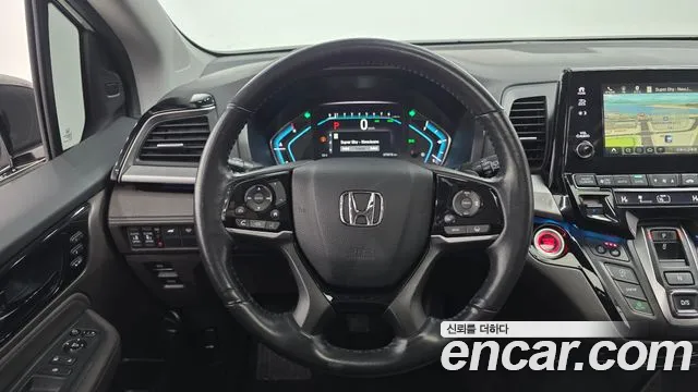 Honda Odyssey 2018 — фото 13