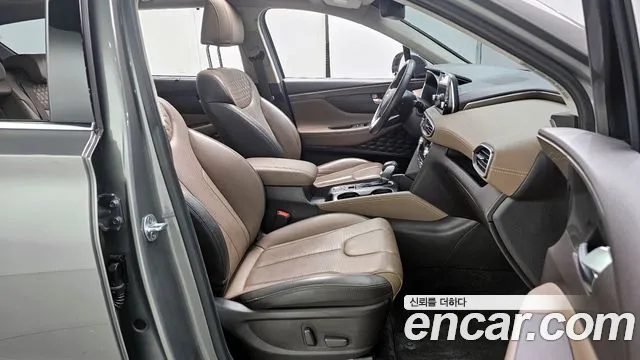 Hyundai Santafe 2019 — фото 11