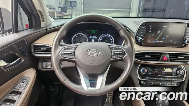 Hyundai Santafe 2019 — фото 14