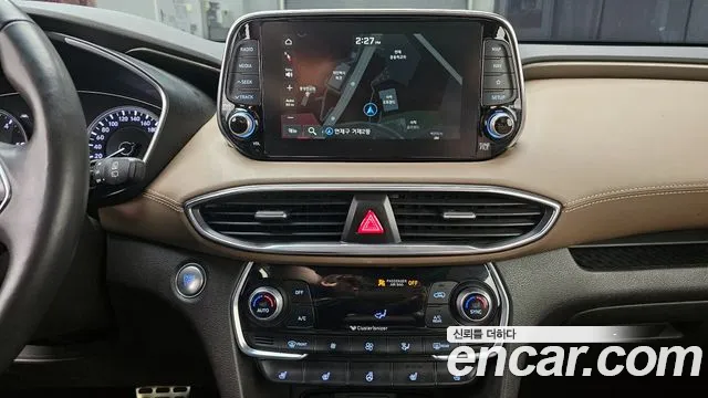 Hyundai Santafe 2019 — фото 15
