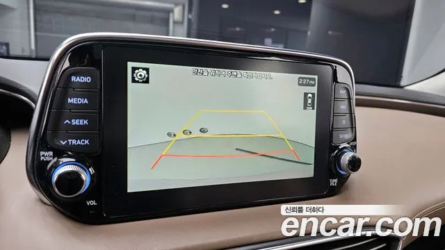 Hyundai Santafe 2019 — фото 16