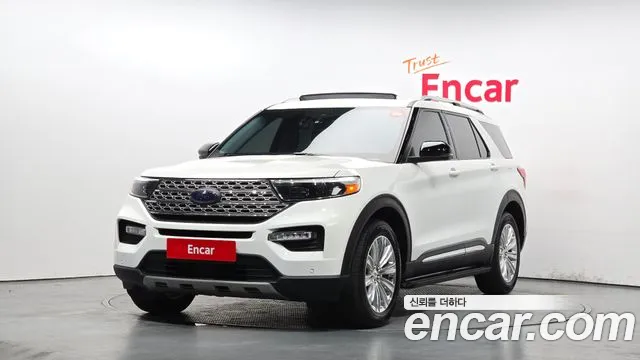 Ford Explorer 2020 — фото 1