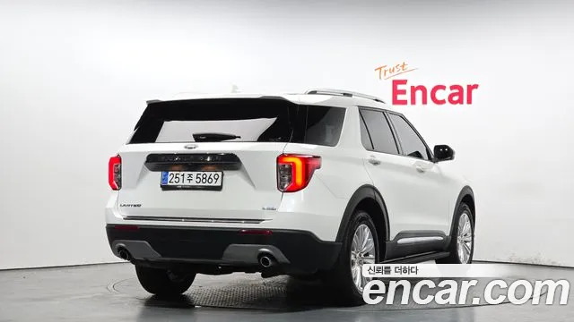 Ford Explorer 2020 — фото 2