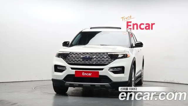 Ford Explorer 2020 — фото 3