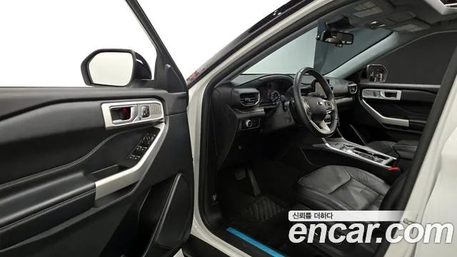 Ford Explorer 2020 — фото 11
