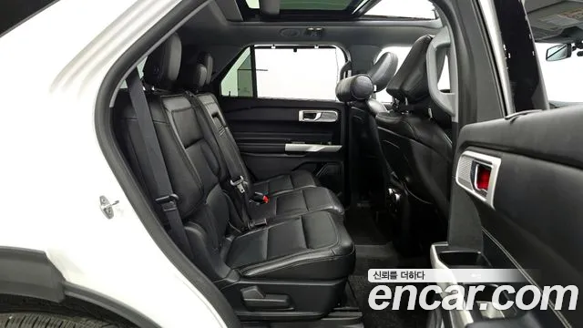Ford Explorer 2020 — фото 12