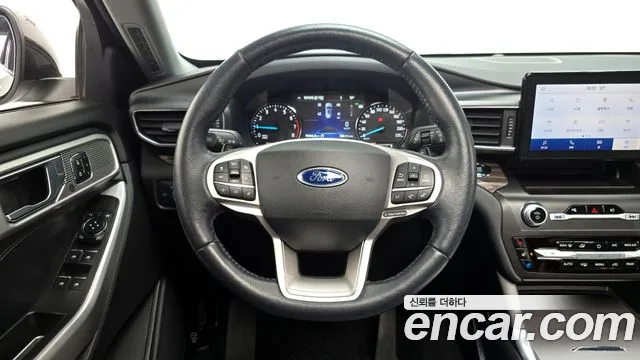Ford Explorer 2020 — фото 13