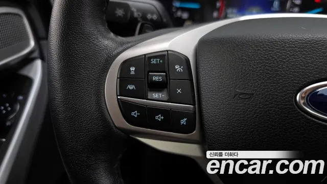 Ford Explorer 2020 — фото 18