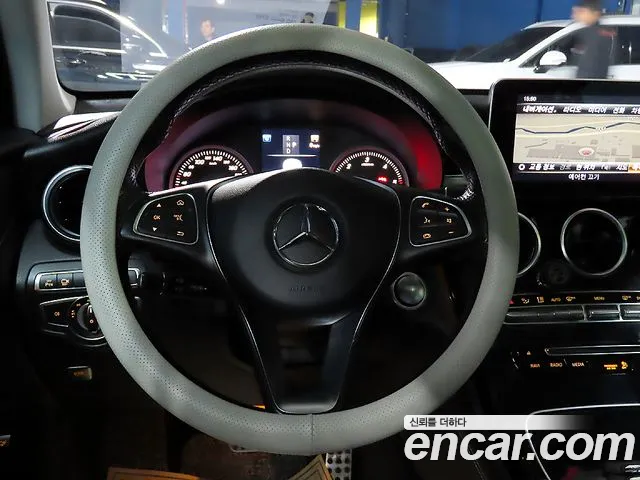 Mercedes-Benz GLC-Class 2018 — фото 10