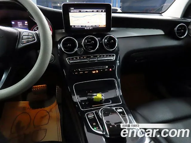 Mercedes-Benz GLC-Class 2018 — фото 11