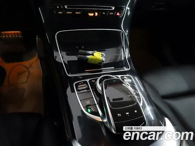 Mercedes-Benz GLC-Class 2018 — фото 13
